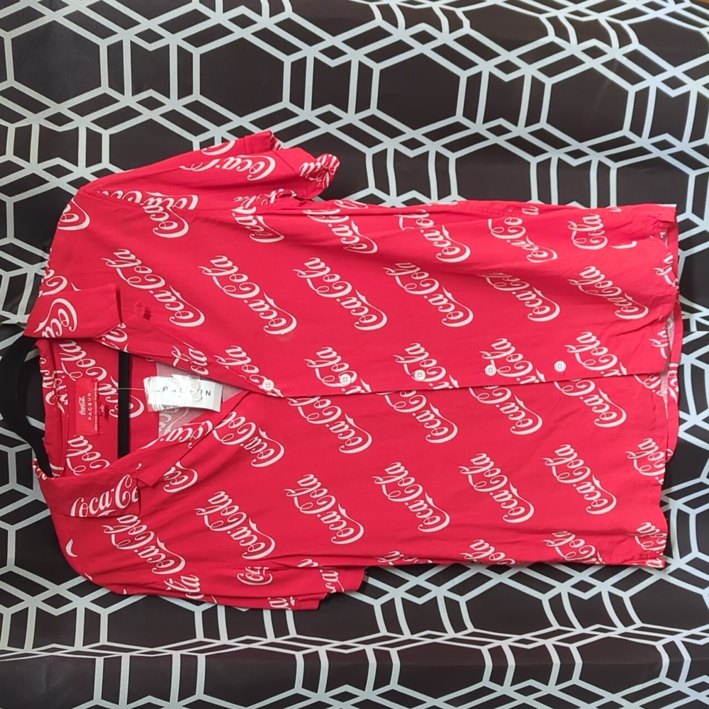 Cocoa cola shirt Pacsun brand nwt